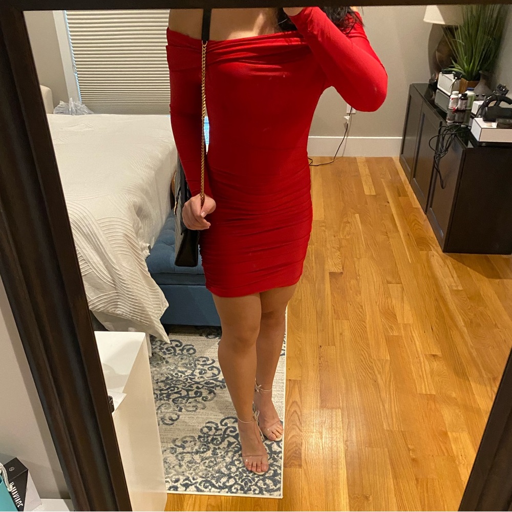 Long sleeve red dress